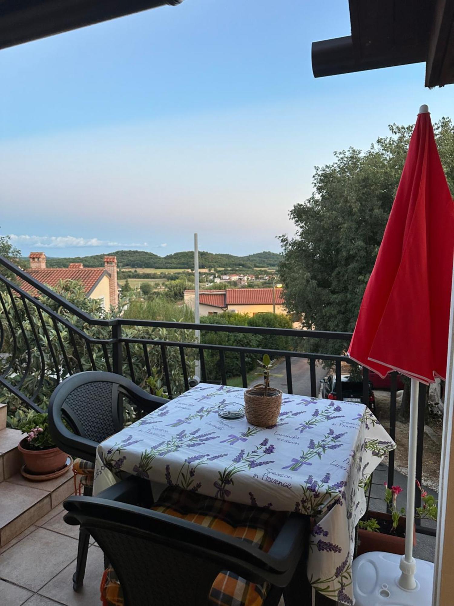 Apartment Mare Porec Bagian luar foto