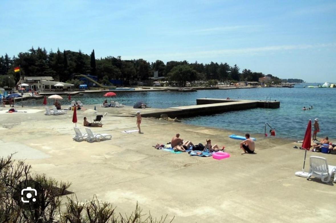Apartment Mare Porec Bagian luar foto